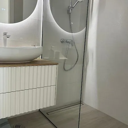 Aurus 2 * Κόρτσουλα